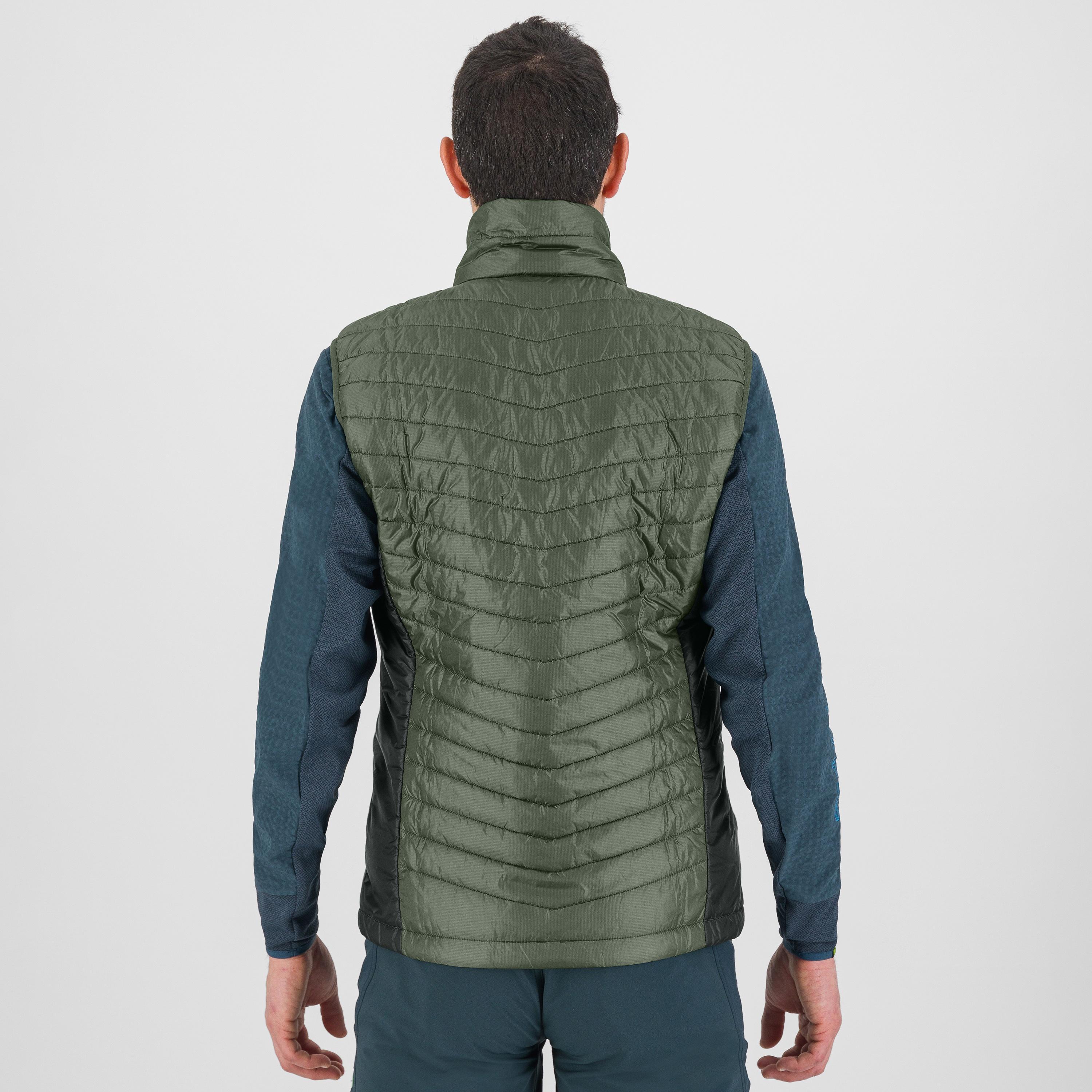 Sas plat vest - thyme/black sand - karpos