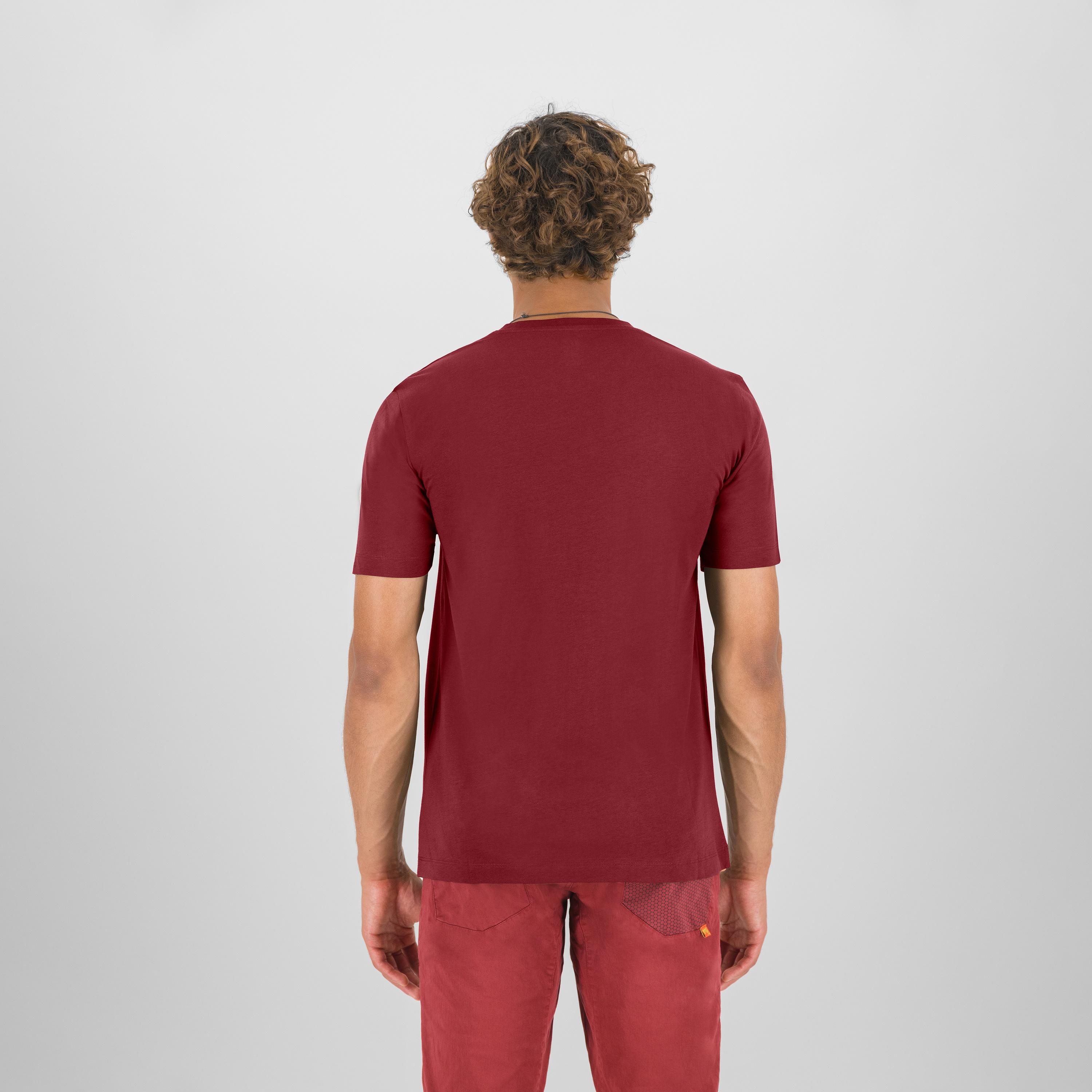 Loma cotton t-shirt - pomegranate/writing print - karpos
