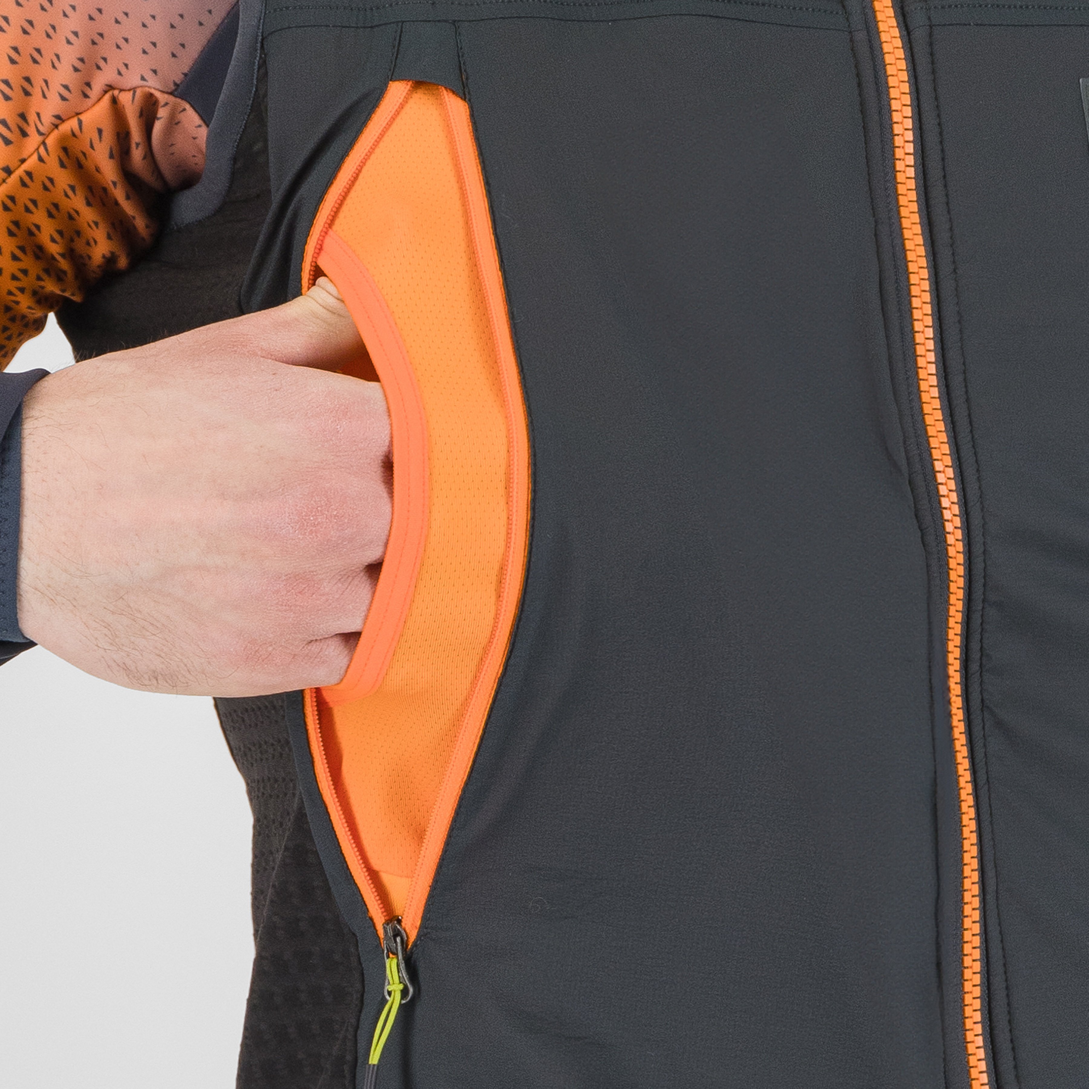 Alagna plus 2.0 vest - woodland gray/black - karpos