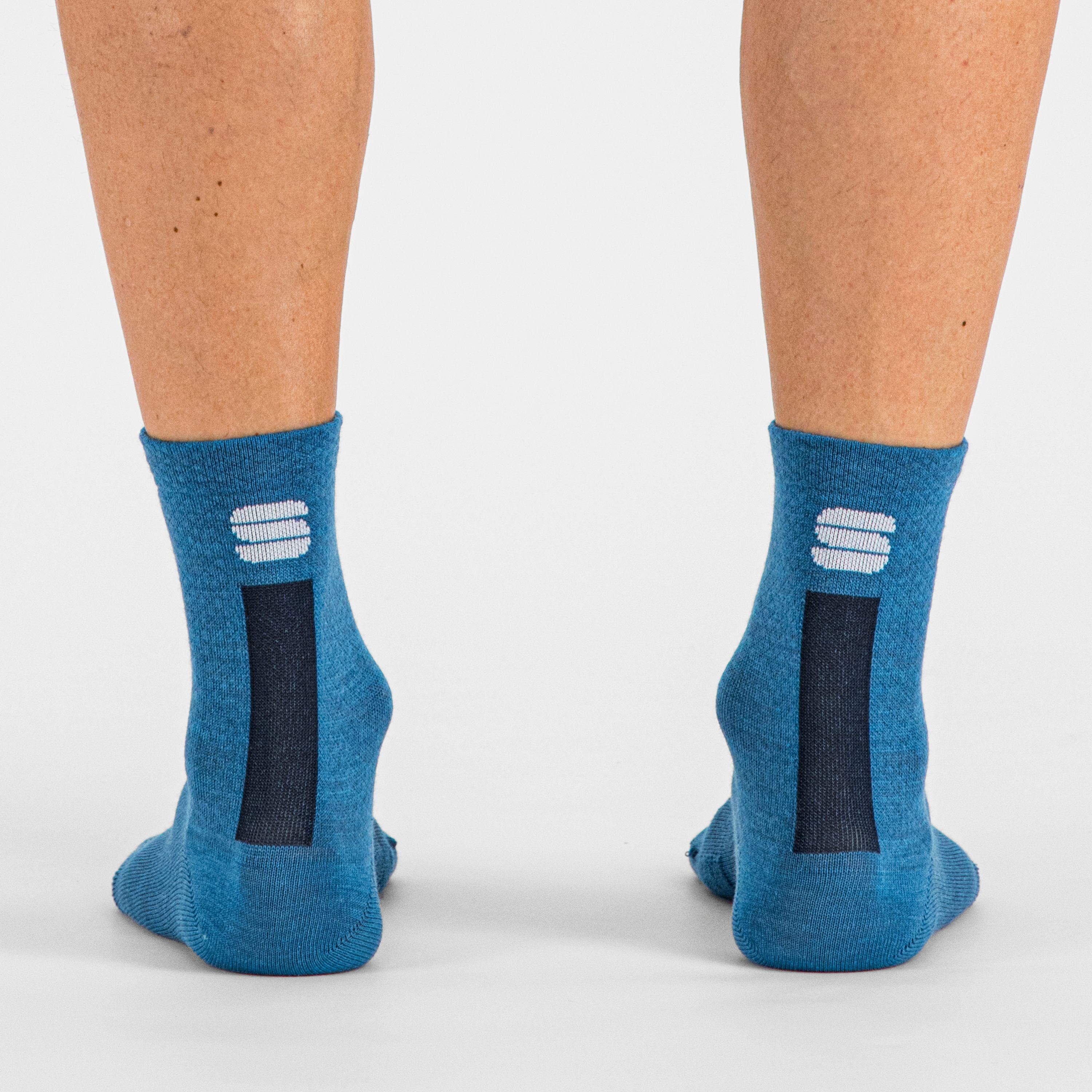 Wool woman 16 socks - berry blue - sportful