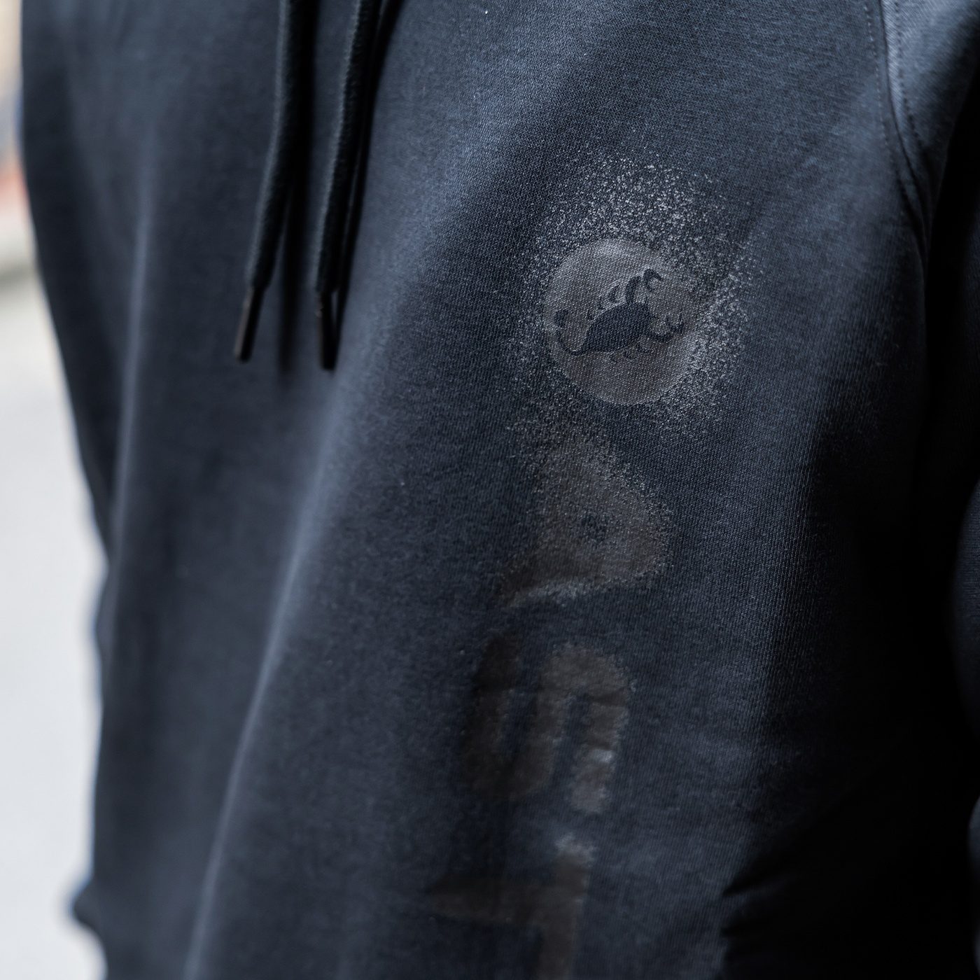 Vertical logo hoody - black - castelli