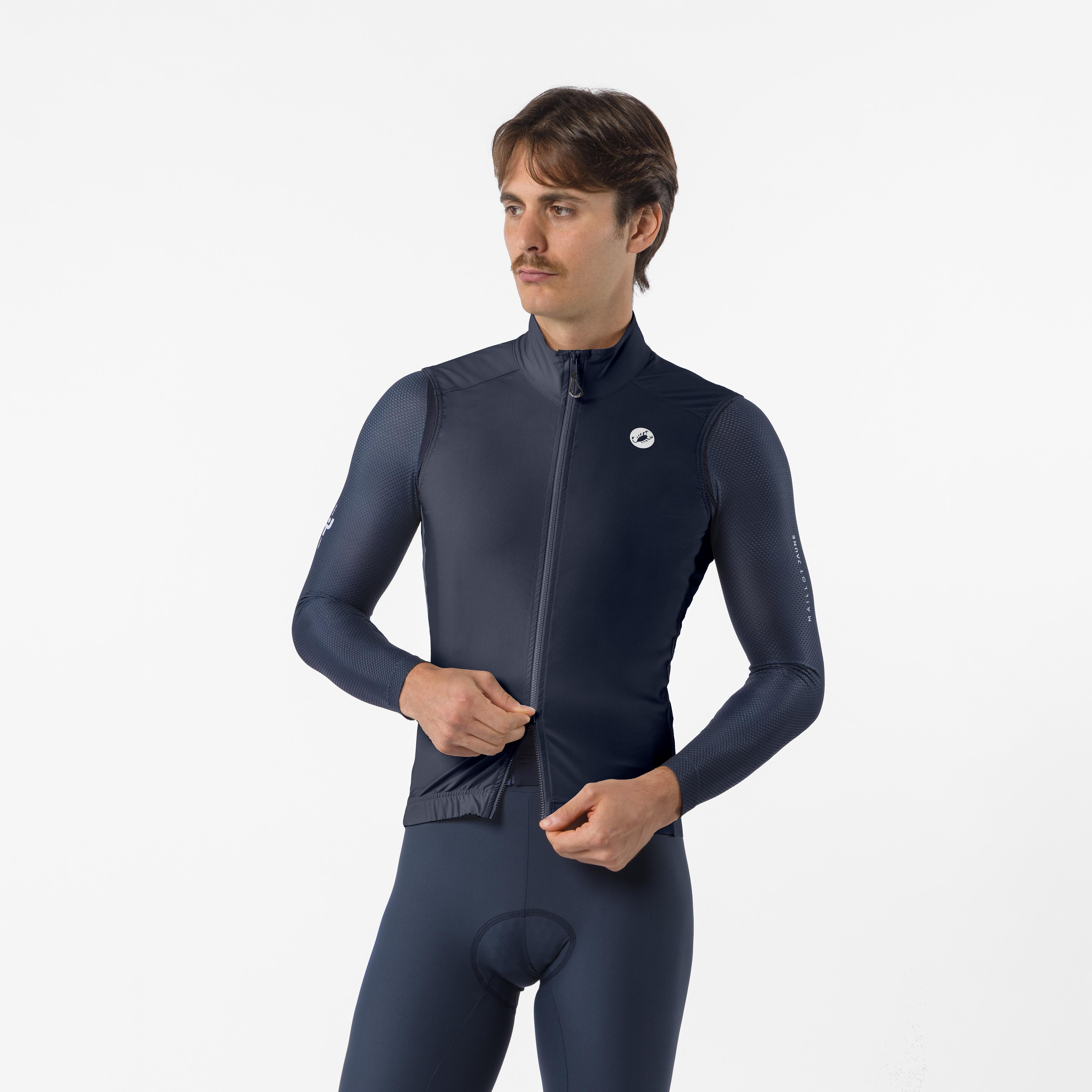 Echappee vest - outer space - castelli