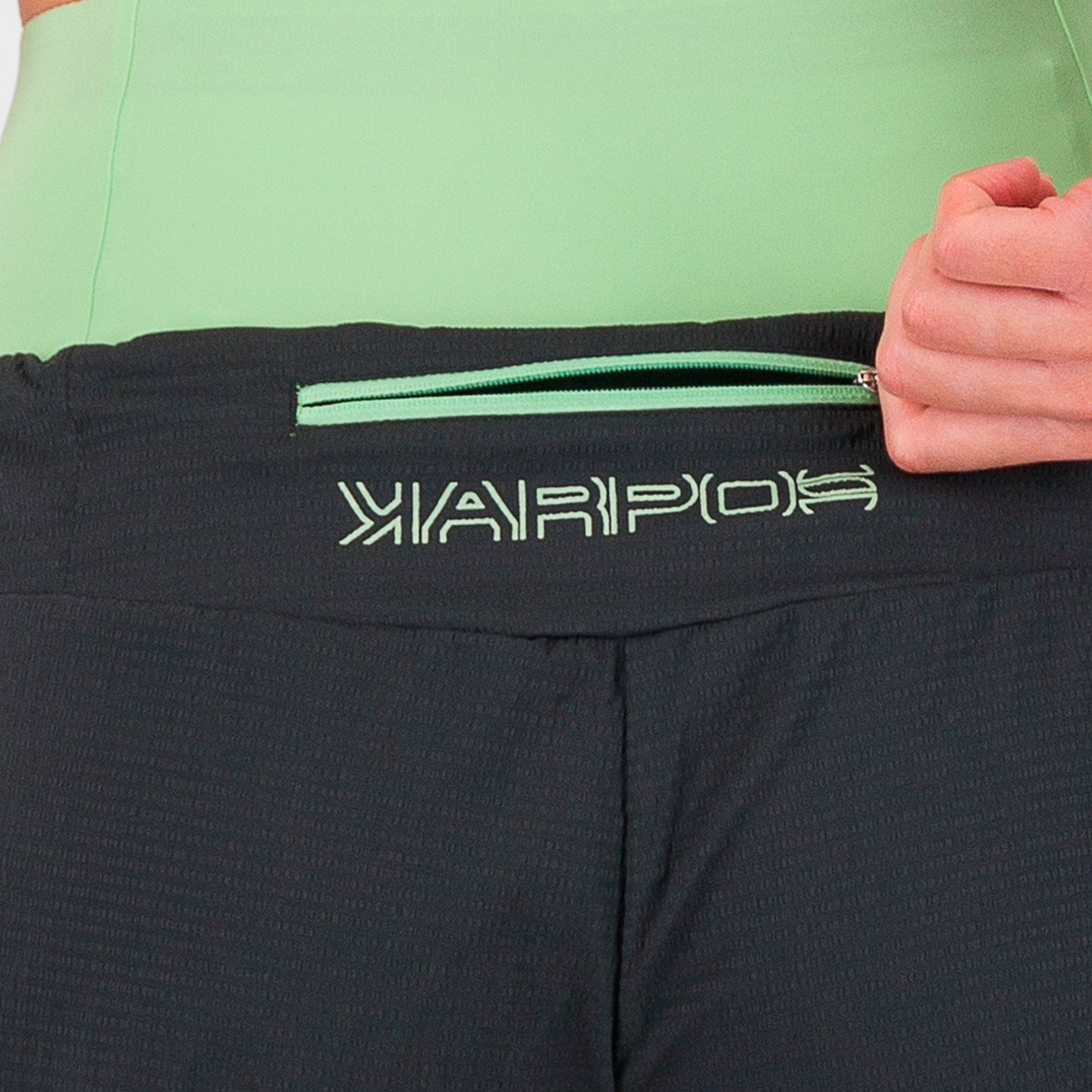 Cengia w short - arcadian/black - karpos