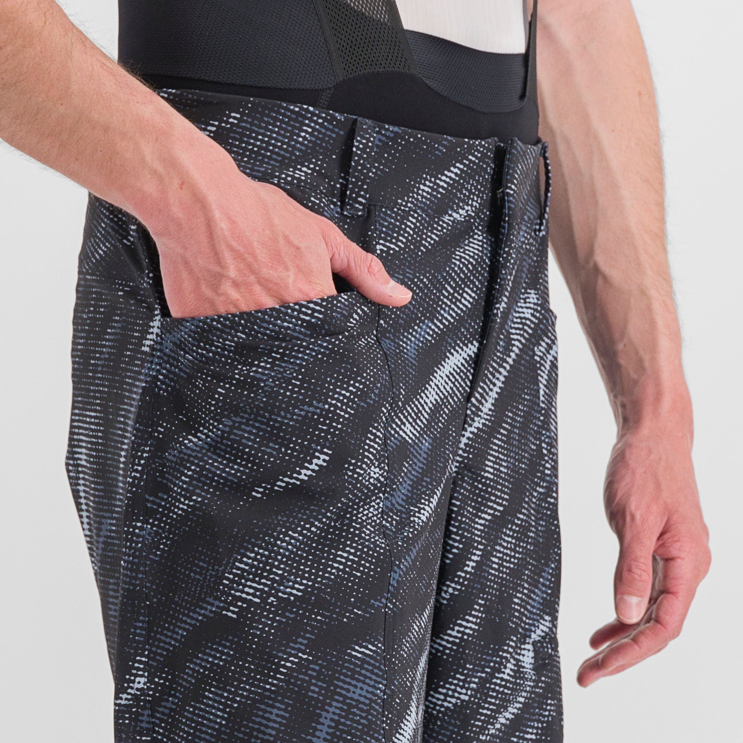 Cliff giara overshort - black - sportful