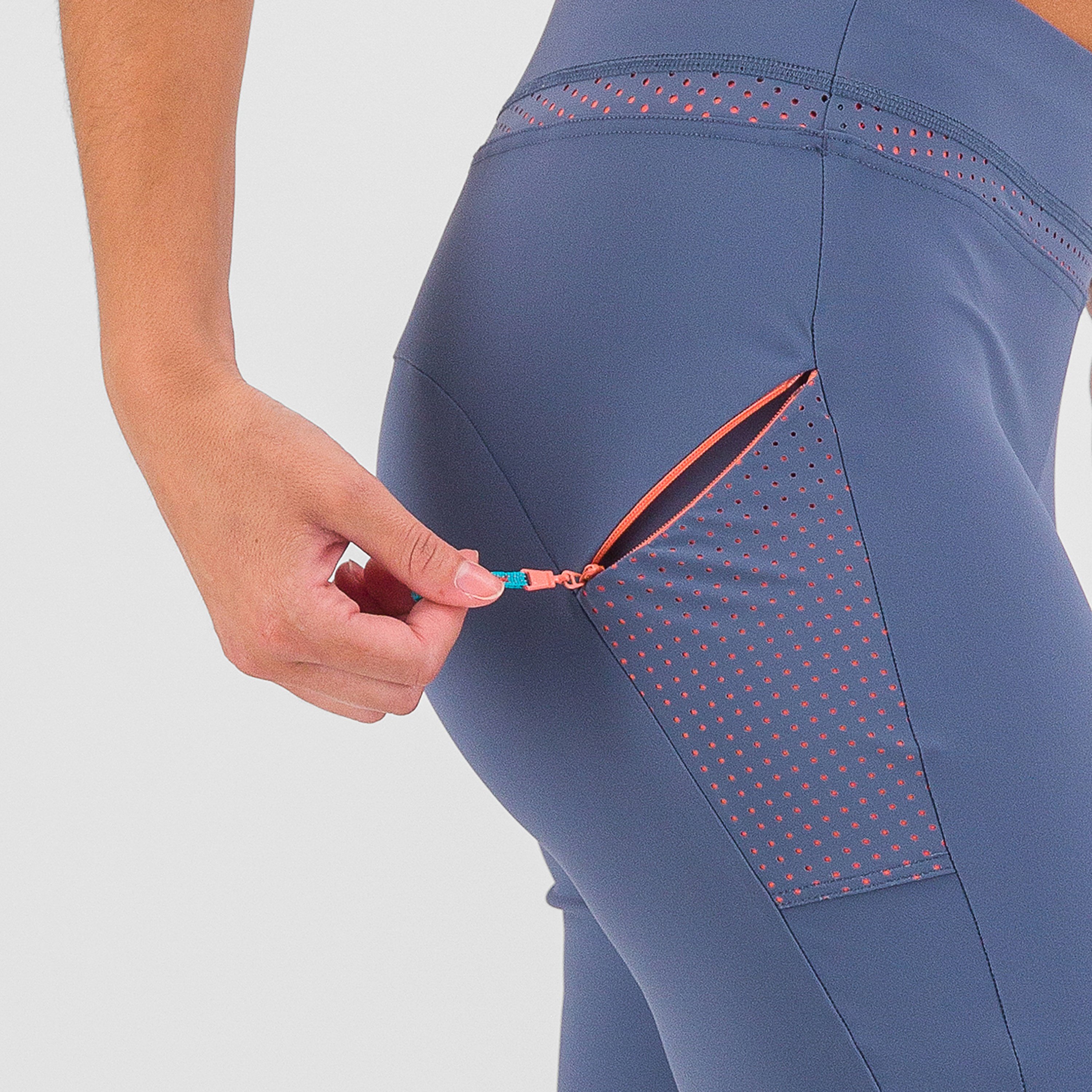 Easygoing w bermuda - vintage indigo/hot coral - karpos