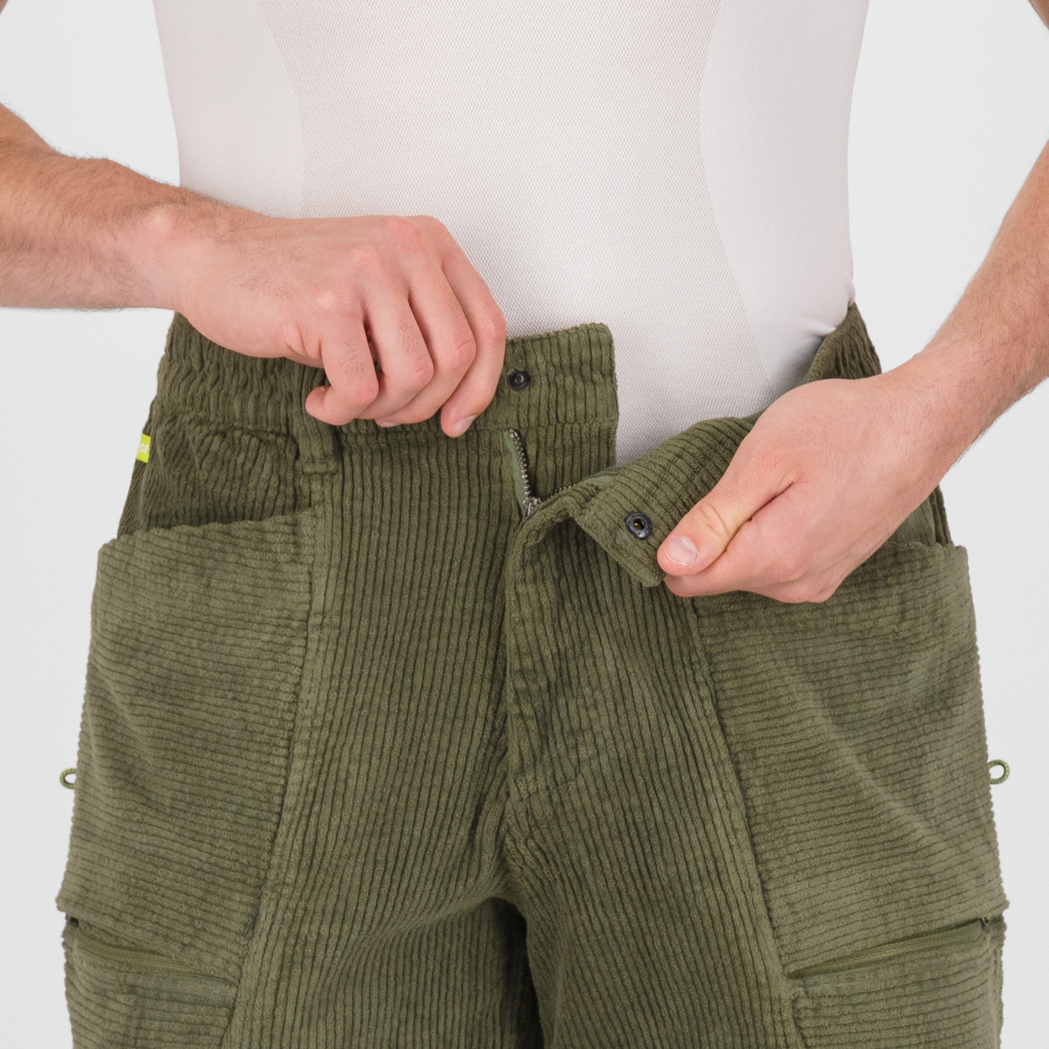 Cassia cargo pants - four leaf - karpos