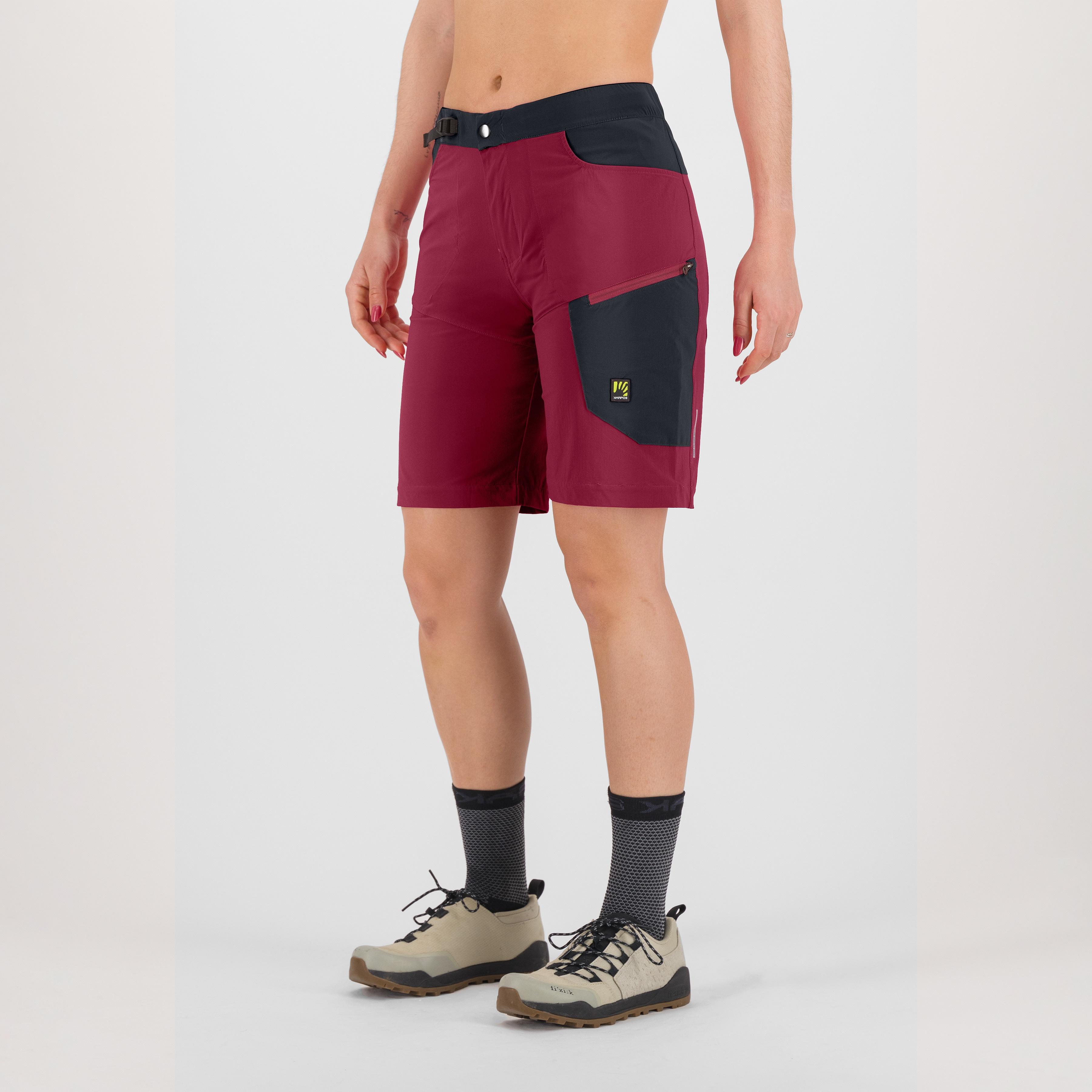 Nago w shorts - beet red/vulcan - karpos