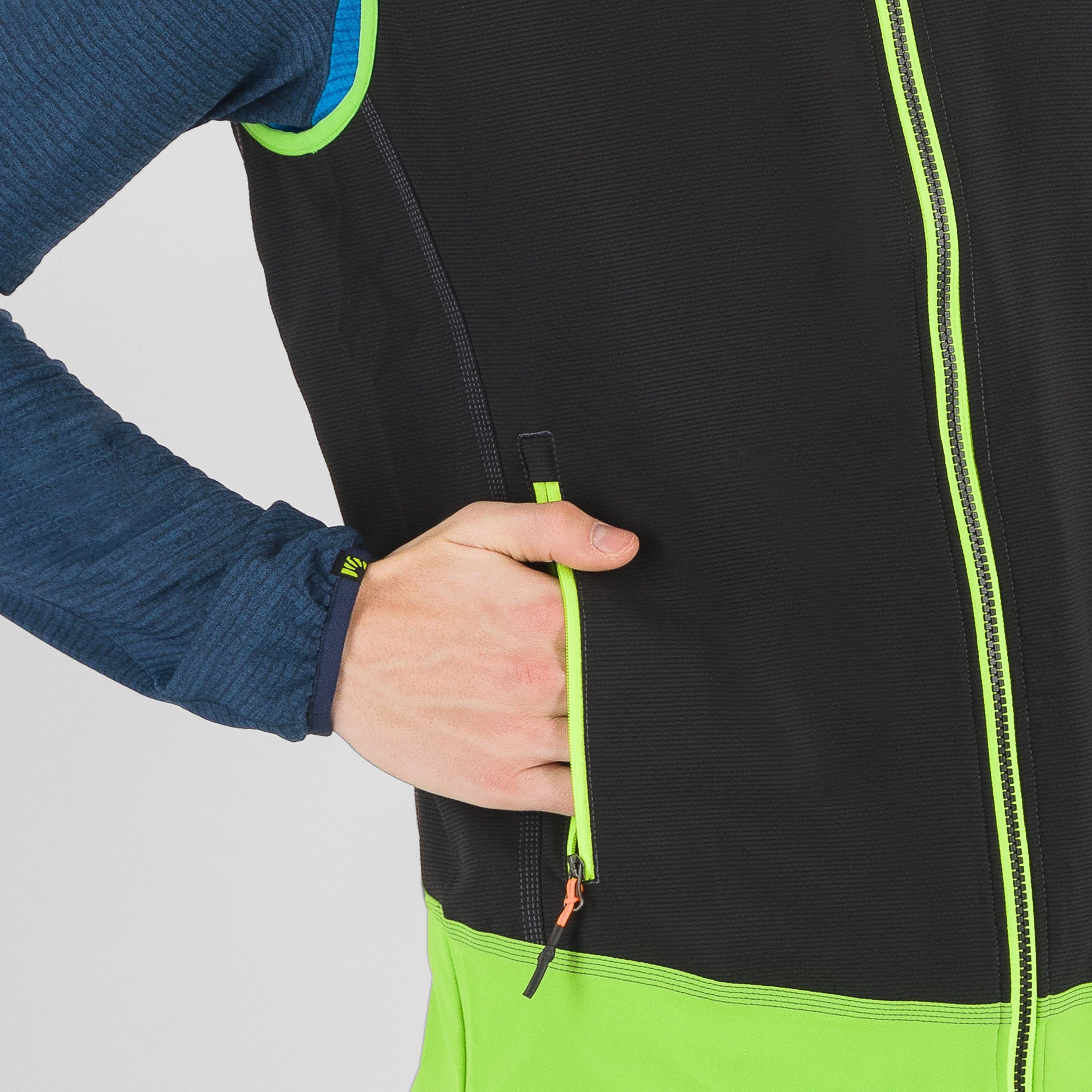 Parete vest - black/jasmine green - karpos