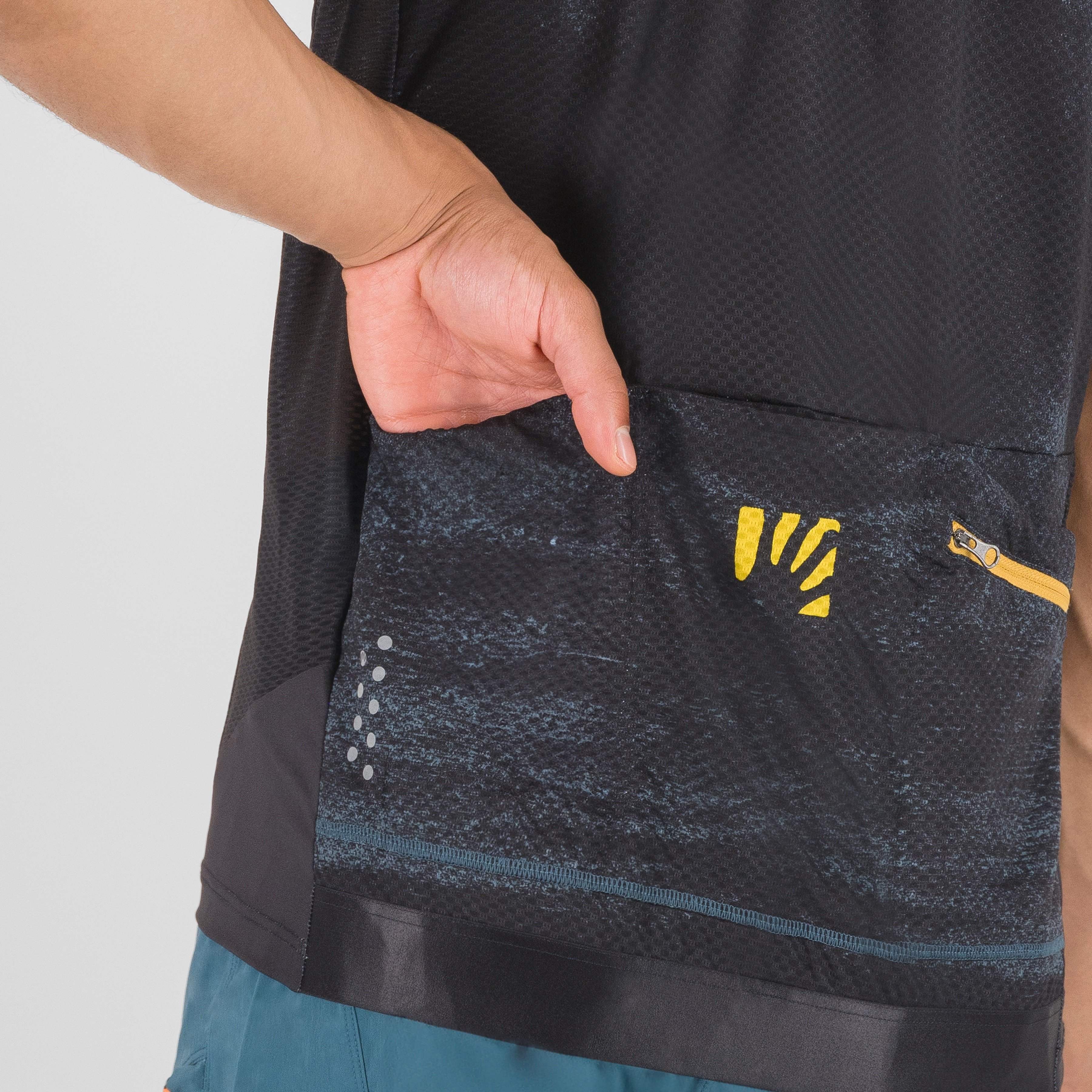 Green fire jersey - black/lemon curry - karpos